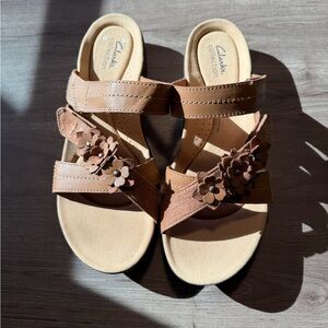 Clarks Women's Brown Floral Sandals
